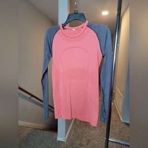 🍋 Lululemon Swiftly Tech Long Sleeve sz 6